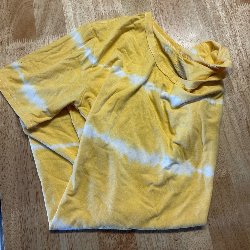 ZYIA Yellow Crewneck Active Tee with White Stitching - Picture 2 of 3